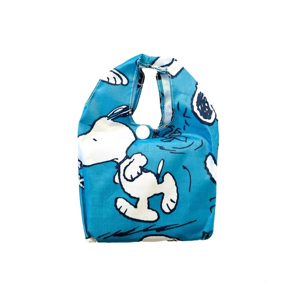 Snoopy Allover Print Design Reusable Foldable Grocery Shopping Bag with Case Bag - Picture 1 of 3